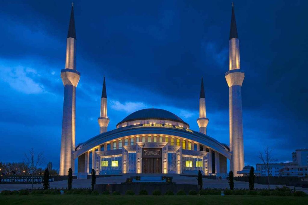 Ahmet Hamdi Akseki Camii - Ankara’da Gezilecek Yerler Listesi