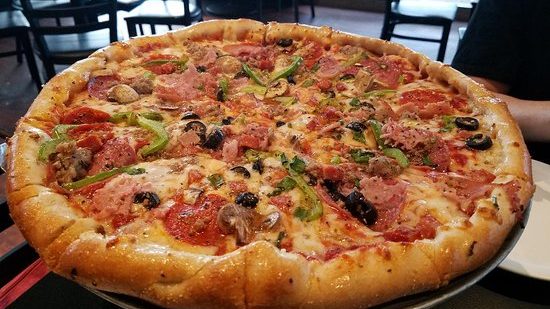 Pizza - İstanbul'da ne Yenir ?