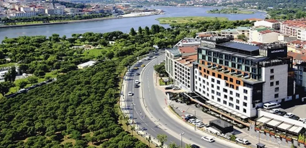 Mövenpick Hotel İstanbul Golden Horn - İstanbul Otelleri