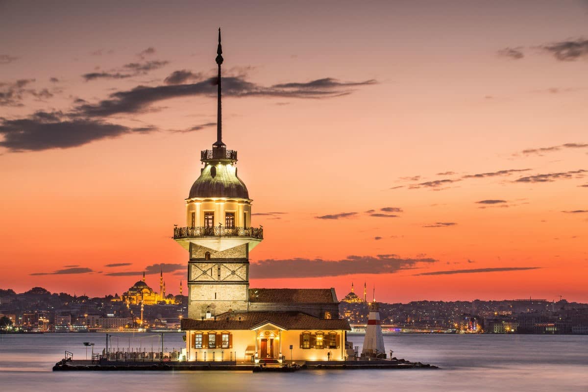 Kız Kulesi - İstanbul’da Gezilecek Yerler