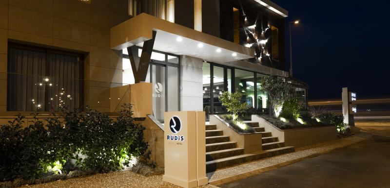 Rudis Deluxe Hotel - İzmir Otelleri - En İyi 50 Otel