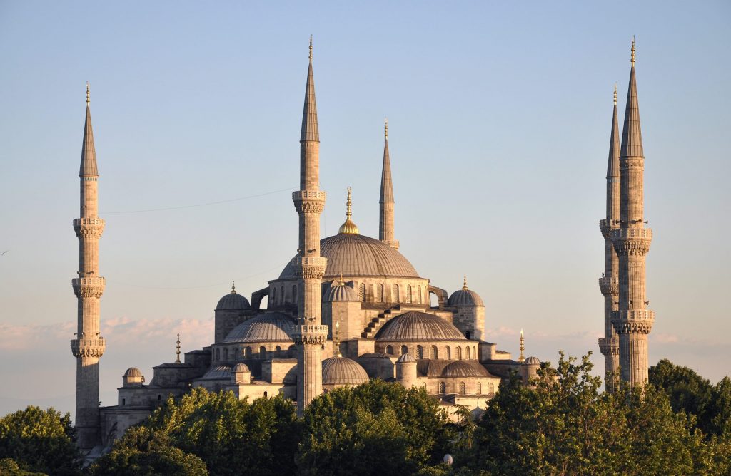 Sultan Ahmet Cami - İstanbul'da Gezilecek Yerler