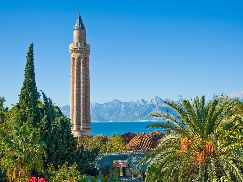 Yivliminare Cami - Antalya’da Gezilecek Yerler - En İyi 50 Yer