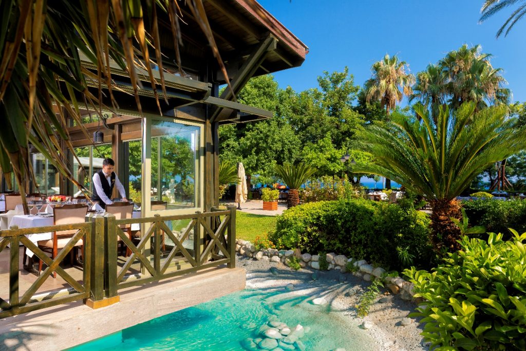 Antalya Balıkevi - Antalya Yemek Yerleri