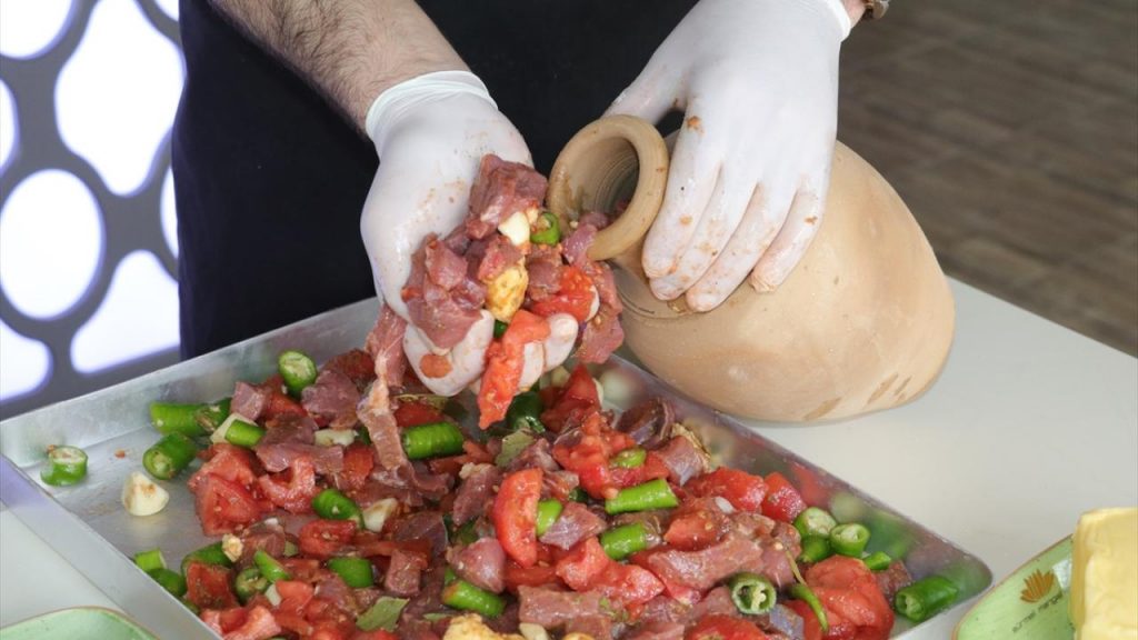Testi Kebabı - Antalya'da ne Yenir ?