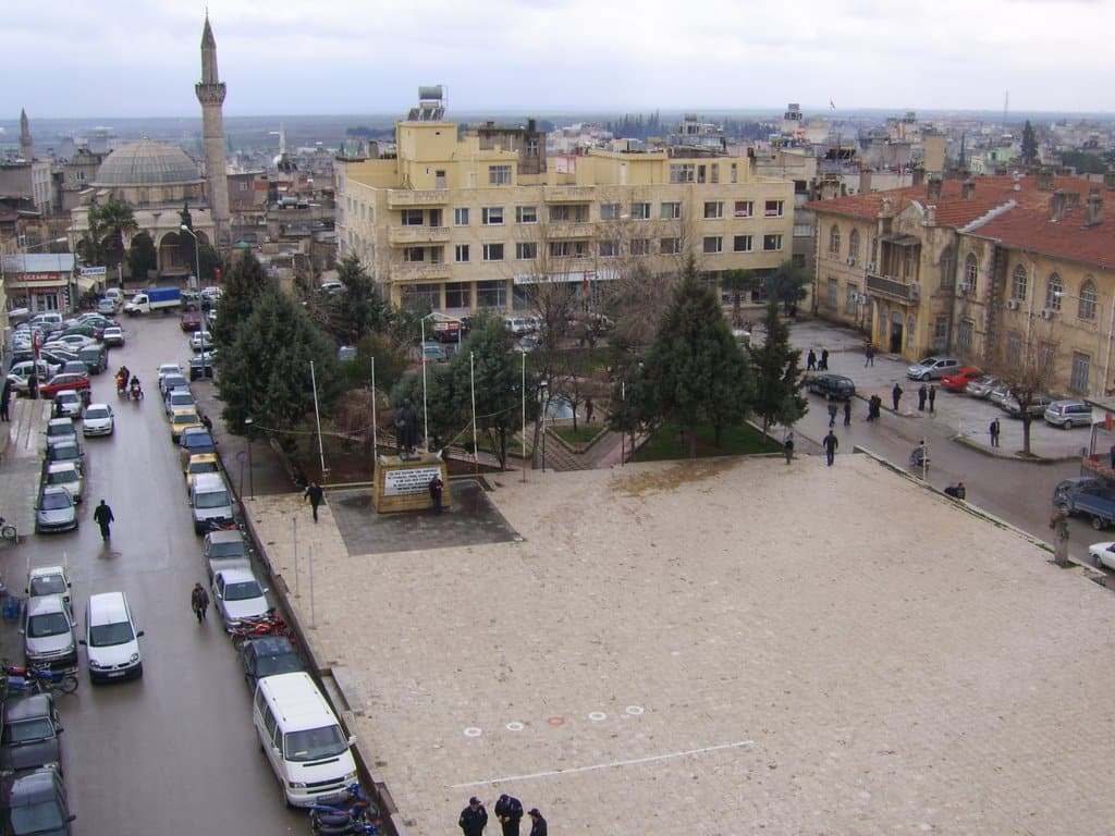 Kilis Cumhuriyet Meydanı - Kilis'de Gezilecek Yerler Listesi - En İyi 20 Yer