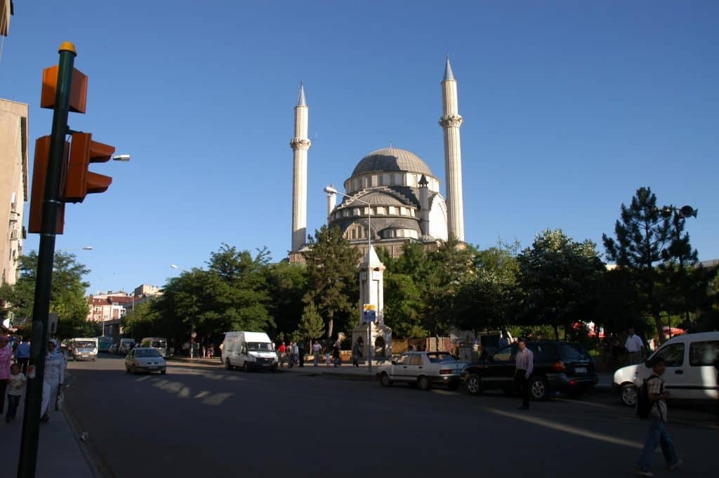 Ulu Camii - Bingöl Gezilecek Yerler