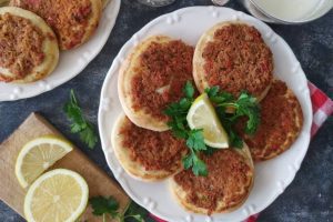 Tarsus Lahmacunu - Mersin’de ne Yenir?