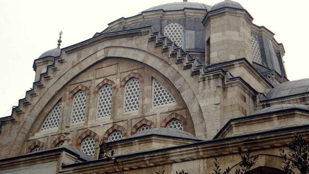 Manisa Muradiye Camii - Manisa'da Gezilecek Yerler Listesi - En İyi 20 Yer