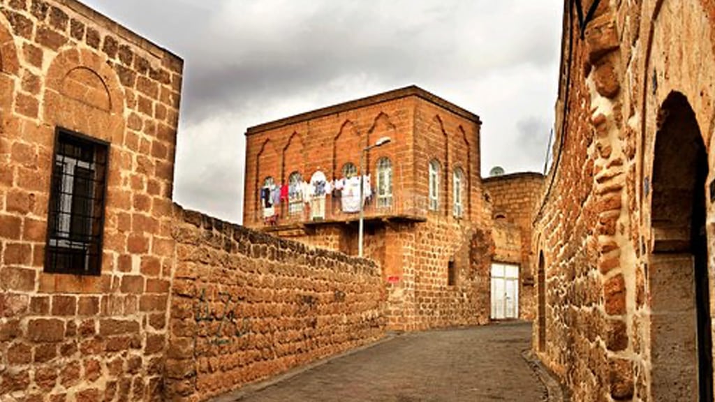 Mardin Sokakları - Mardin'de Gezilecek Yerler Listesi - En İyi 25Yer