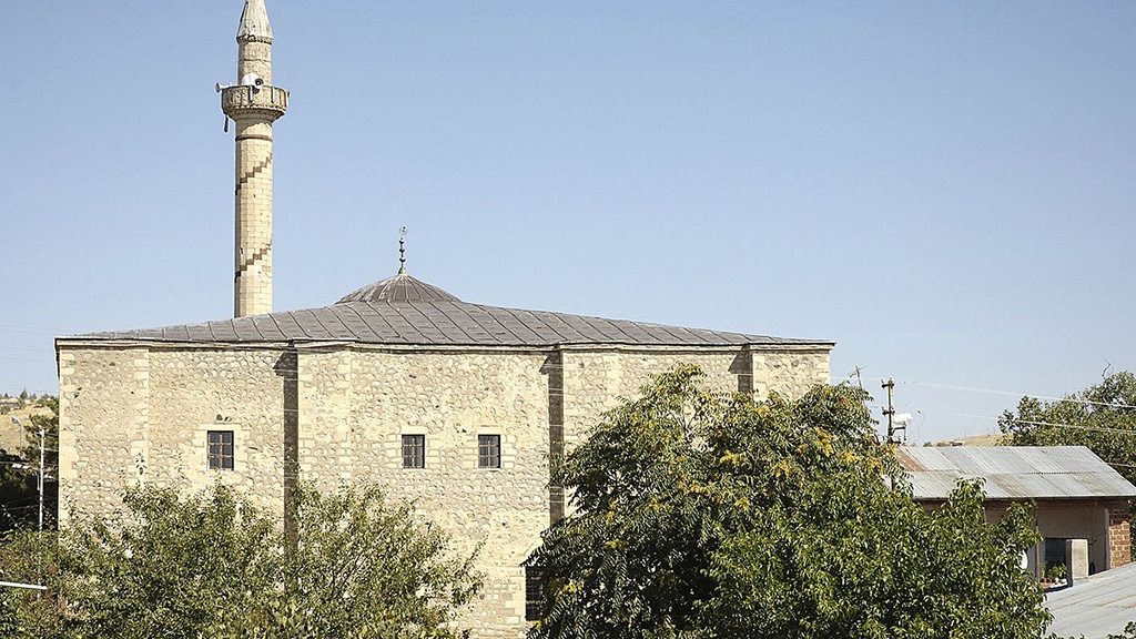 Sarahatun Cami - Elazığ Gezilecek Yerler