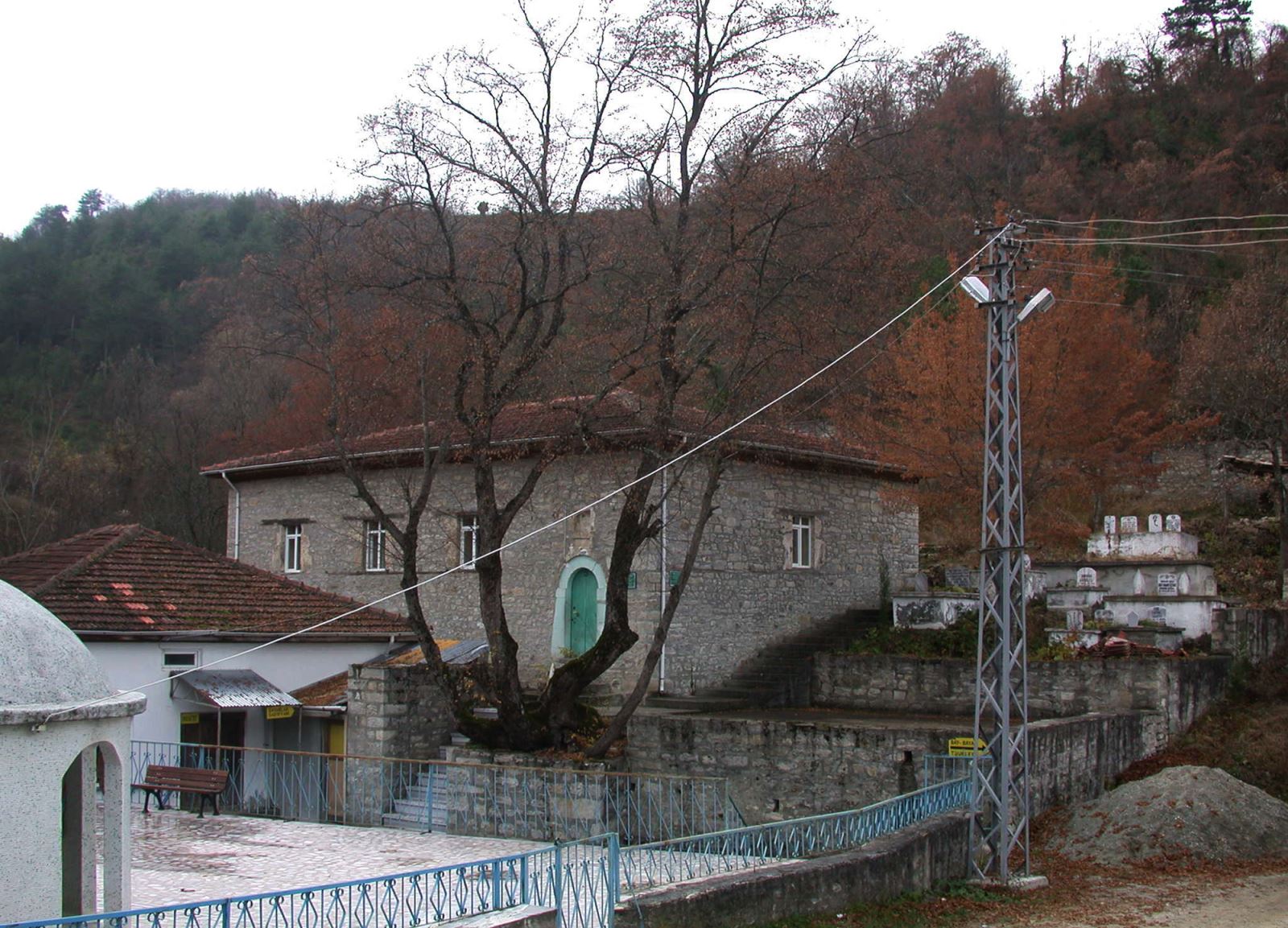 Çeçe Sultan Türbesi - Sinop'ta Gezilecek Yerler Listesi - En İyi 21 Yer