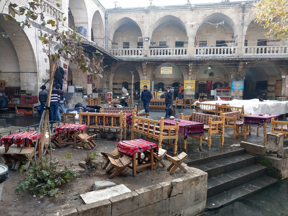 Gümrük Hanı - Şanlıurfa'da Gezilecek Yerler Listesi - En İyi 40 Yer