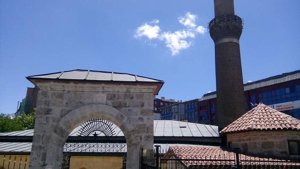 Dönenler Camii – Mevlevihane - Kütahya'da Gezilecek Yerler Listesi - En İyi 25 Yer