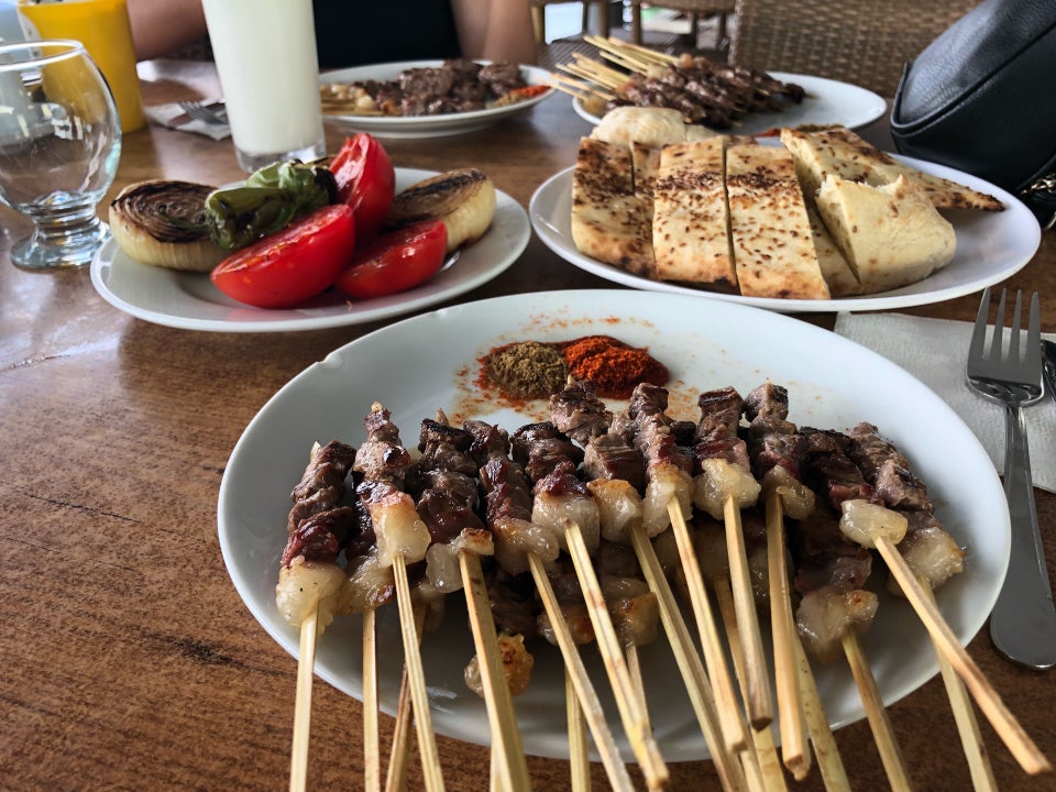 Meşhur Kebapçı Hacı Oğulları – Aydın’da Yemek Yerleri – En İyi 30 Restoran