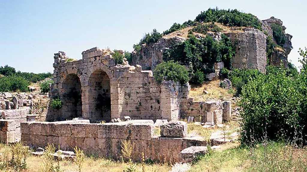 Kremna Antik Kenti - Burdur Gezilecek Yerler