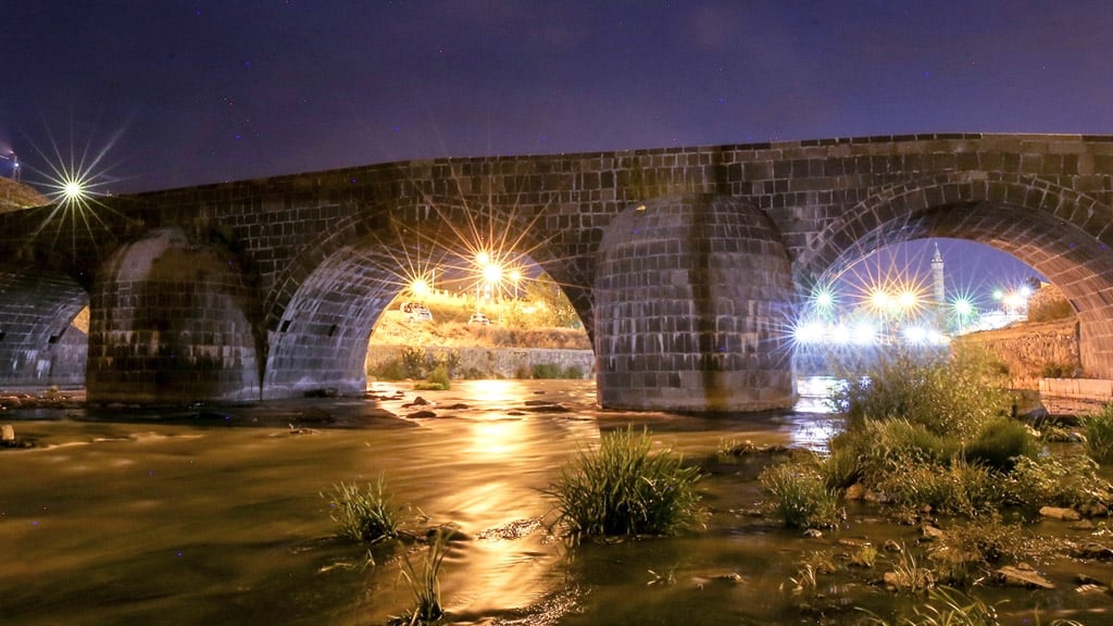 Kars Taş Köprü - Kars'ta Gezilecek Yerler Listesi - En İyi 25 Yer
