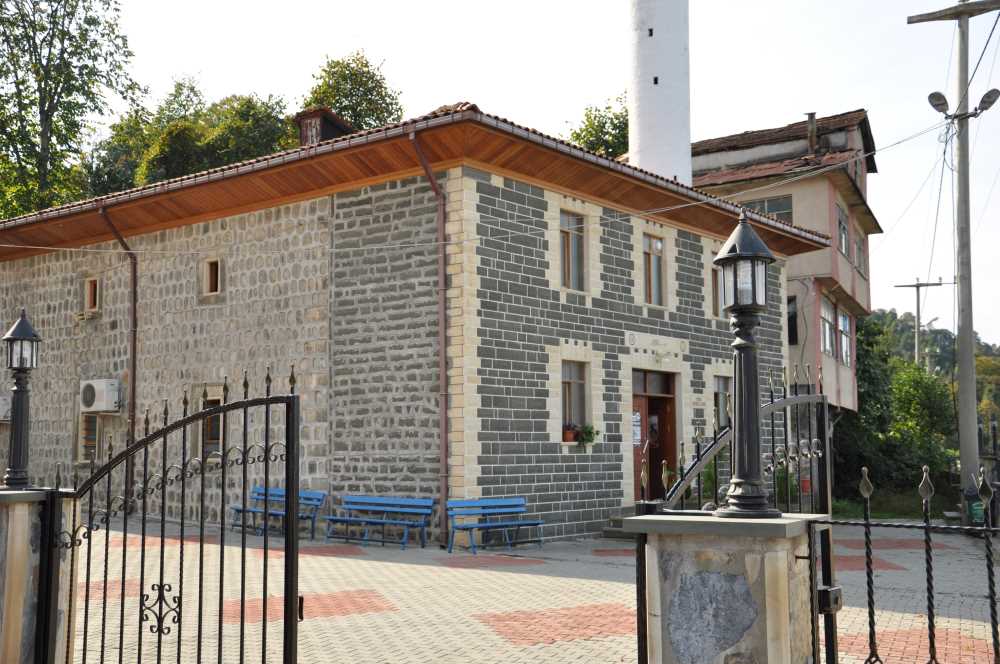 Işıklı Camii - Rize'de Gezilecek Yerler Listesi - En İyi 30 Yer