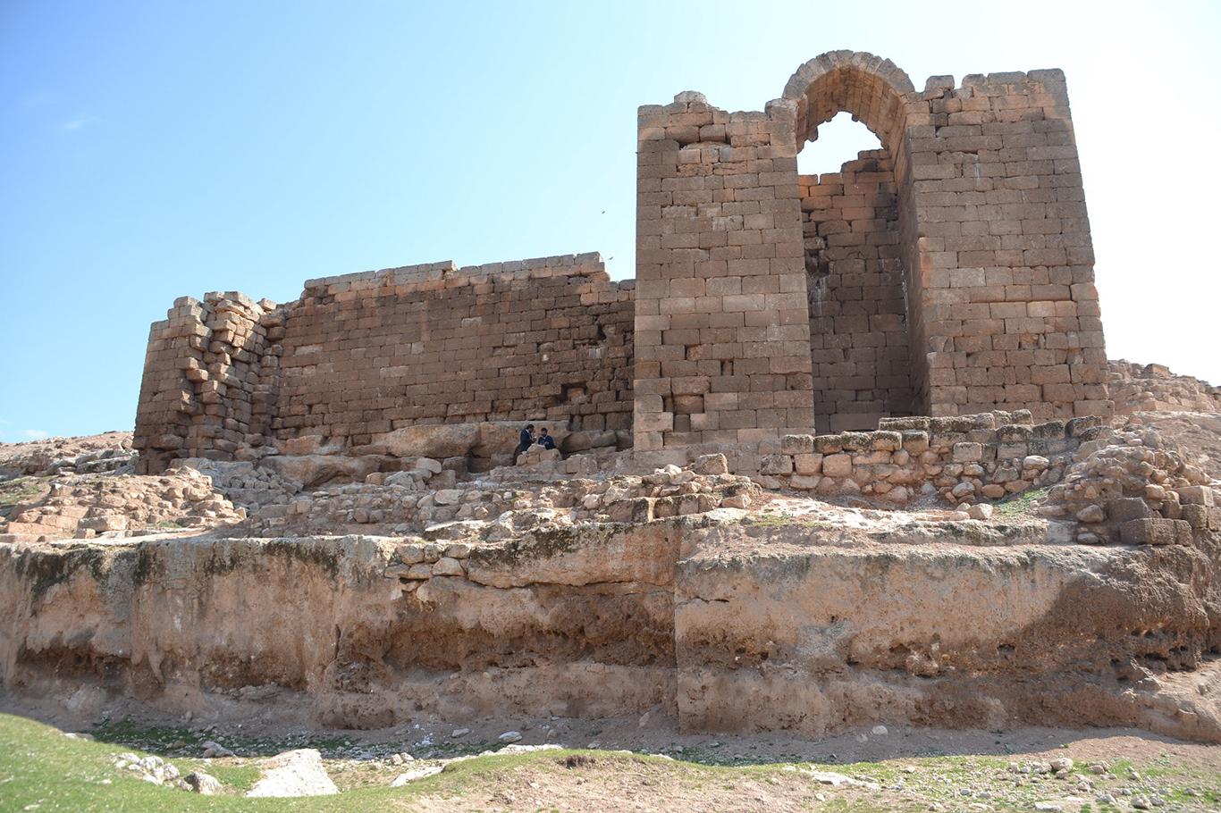 Çemdin Kalesi - Şanlıurfa'da Gezilecek Yerler Listesi - En İyi 40 Yer