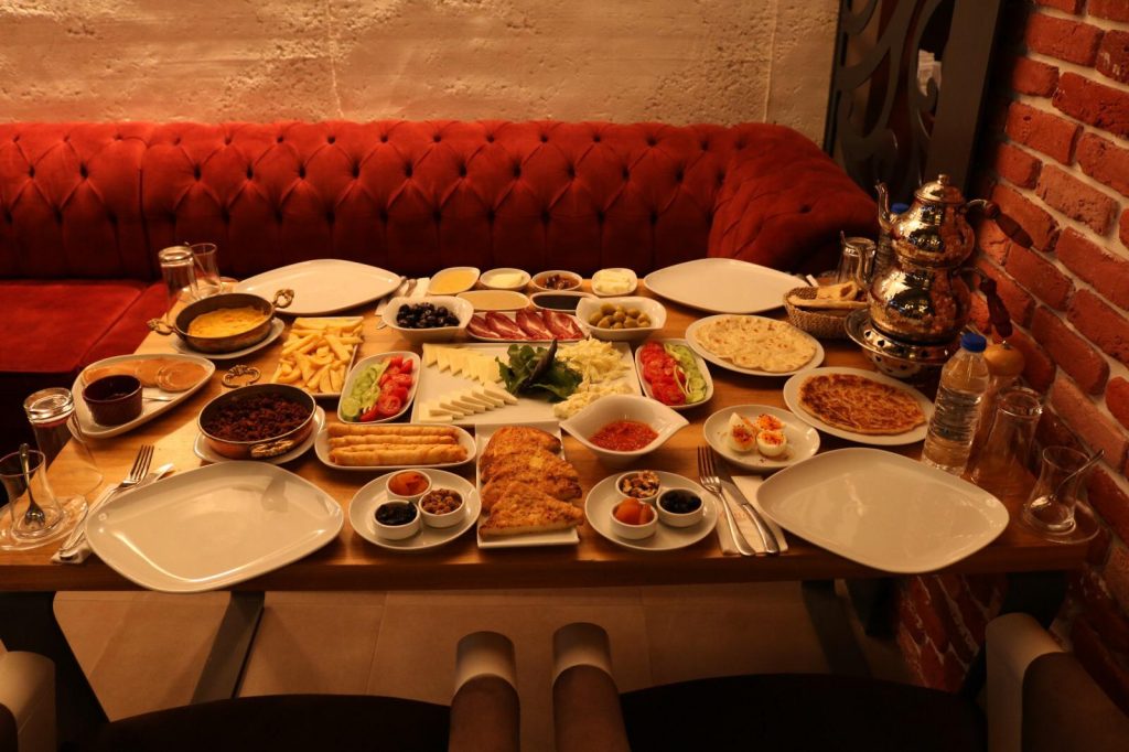 Fi Kafe Kahvaltı - Kayseri Restoran Önerileri