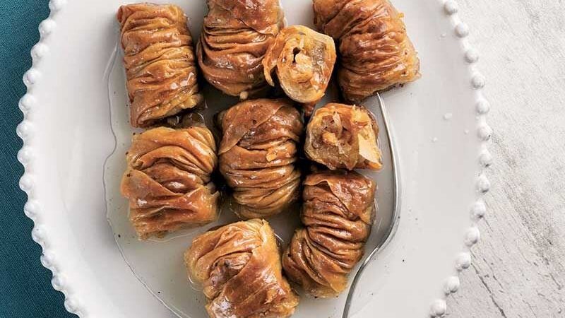 Sarı Burma Tatlısı - Mersin’de ne Yenir?