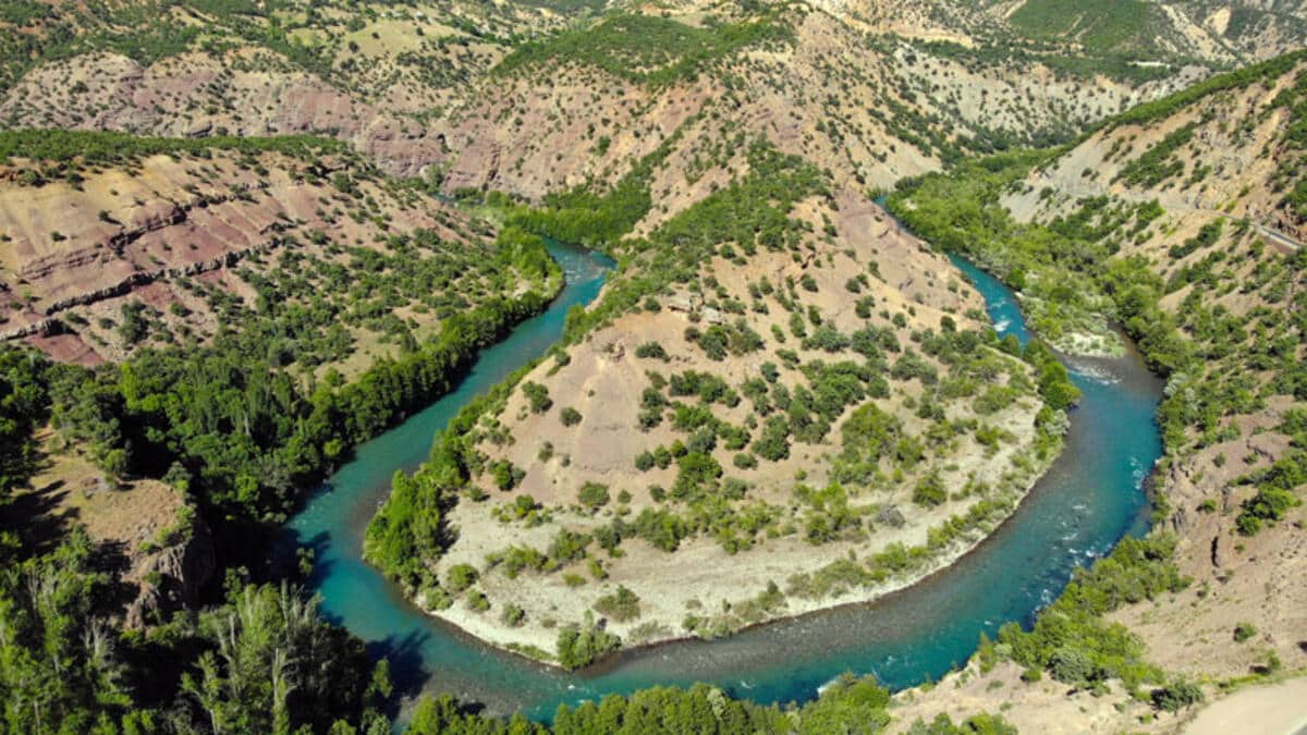 Tunceli Kent Ormanı - Tunceli'de Gezilecek Yerler Listesi - En İyi 20 Yer