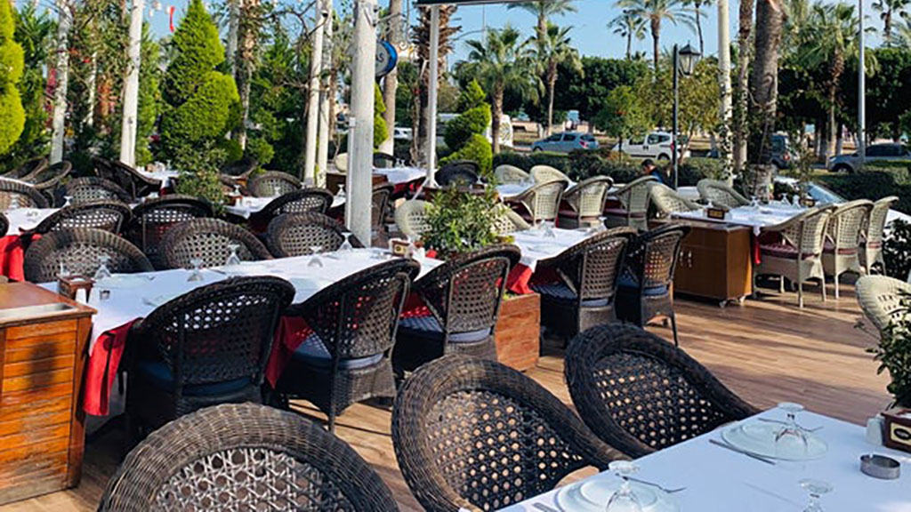 Karinas Restoran - Mersin’de Yemek Yerleri
