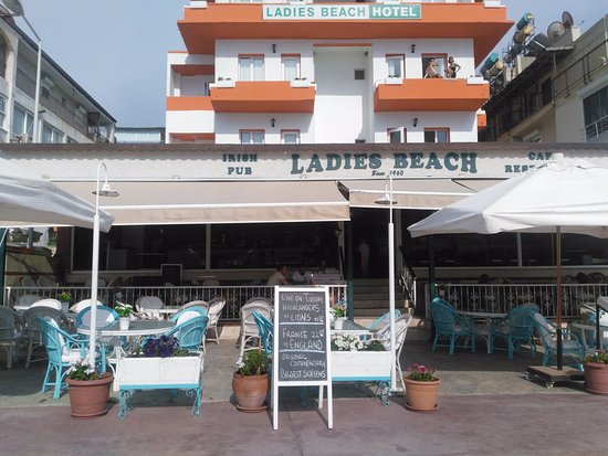 Ladies Beach Hotel & İrish Pub – Aydın Otelleri – En İyi 50 Otel