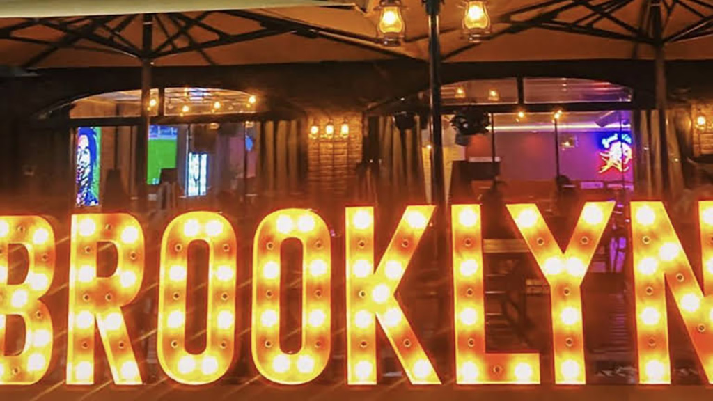 Brooklyn Pub &Lounge - Mersin’de Yemek Yerleri