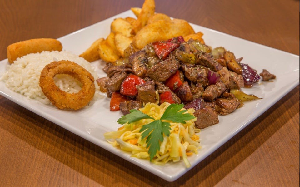 Zincirli Han Otel & Restoran – Aydın’da Yemek Yerleri – En İyi 30 Restoran