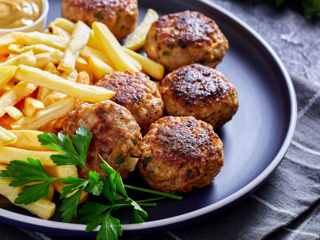 Köfteci Tahsin – Aydın’da Yemek Yerleri – En İyi 30 Restoran