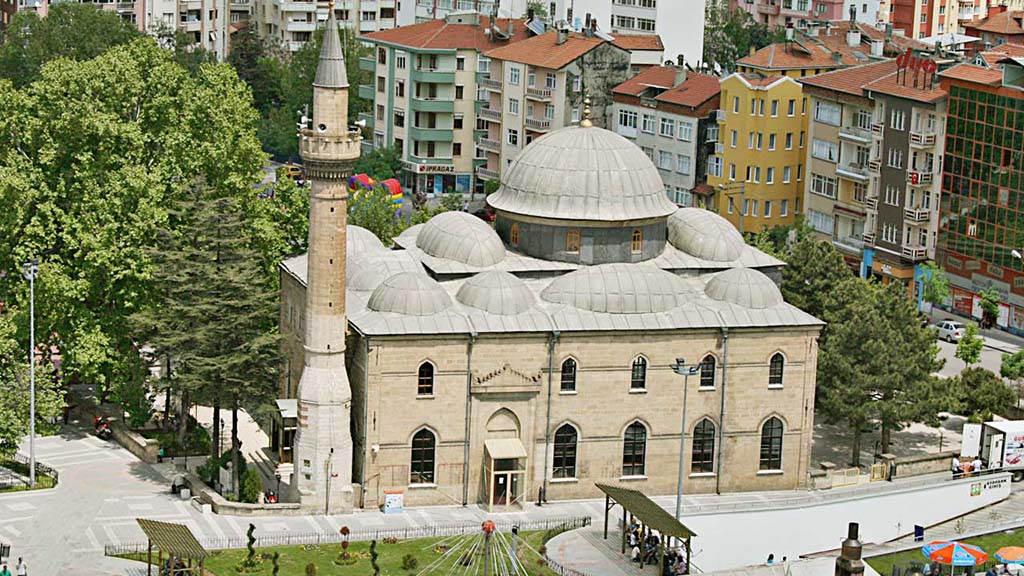 Kutlubey (Ulu) Camii - Isparta'da Gezilecek Yerler Listesi - En İyi 20 Yer