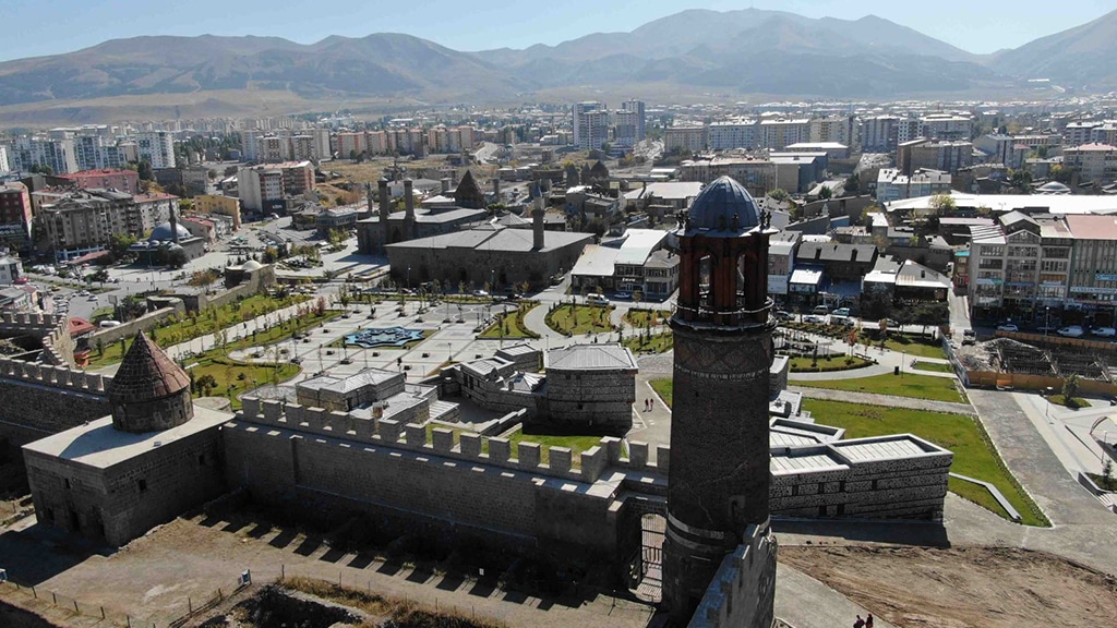 Erzurum Saat Kulesi - Erzurum Gezilecek Yerler