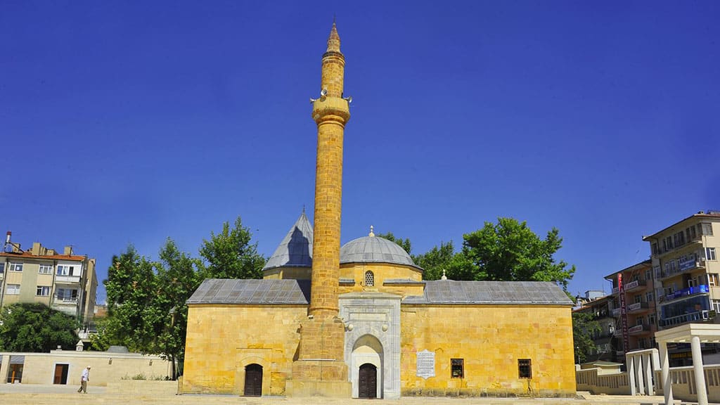 Ahi Evran Cami ve Türbesi - Kırşehir'de Gezilecek Yerler Listesi - En İyi 20 Yer