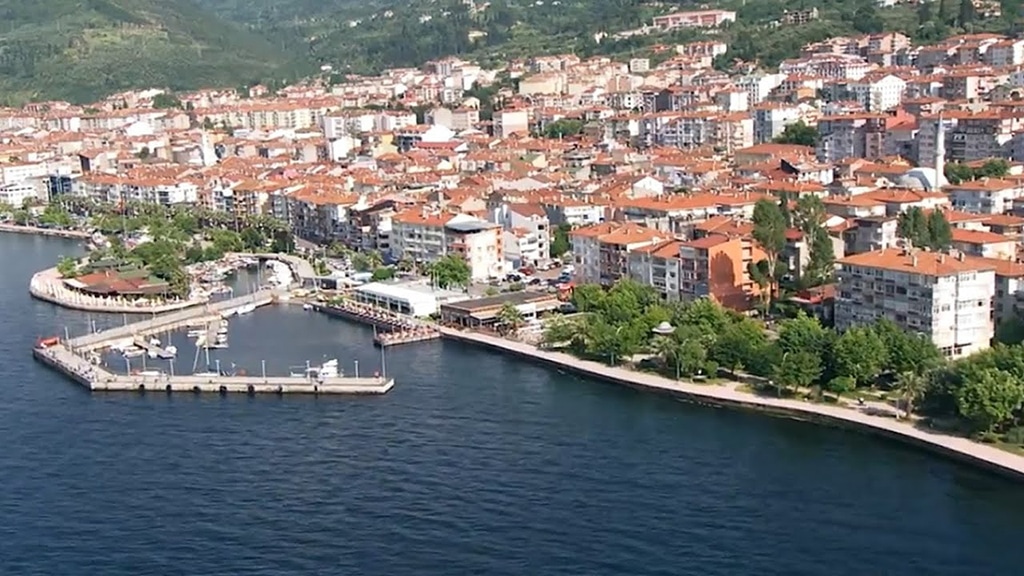 Karamürsel Sahili - Kocaeli'nde Gezilecek Yerler Listesi - En İyi 30 Yer