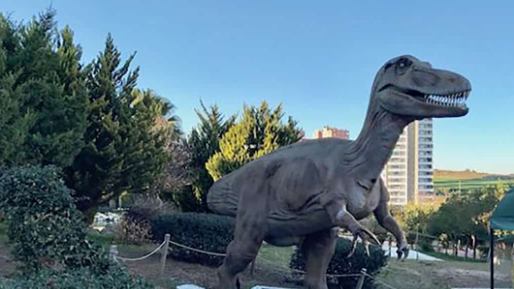 Dinazor Park - Adana Gezilecek Yerler Listesi - En İyi 50 Yer
