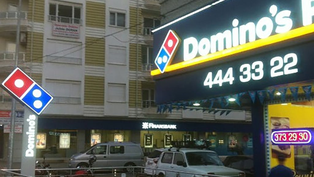 Domino’s Pizza - Balıkesir Yemek Yerleri - En İyi 100 Restoran