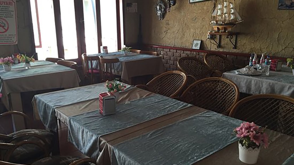 Gece Kumru & FastFood - Balıkesir Yemek Yerleri - En İyi 100 Restoran