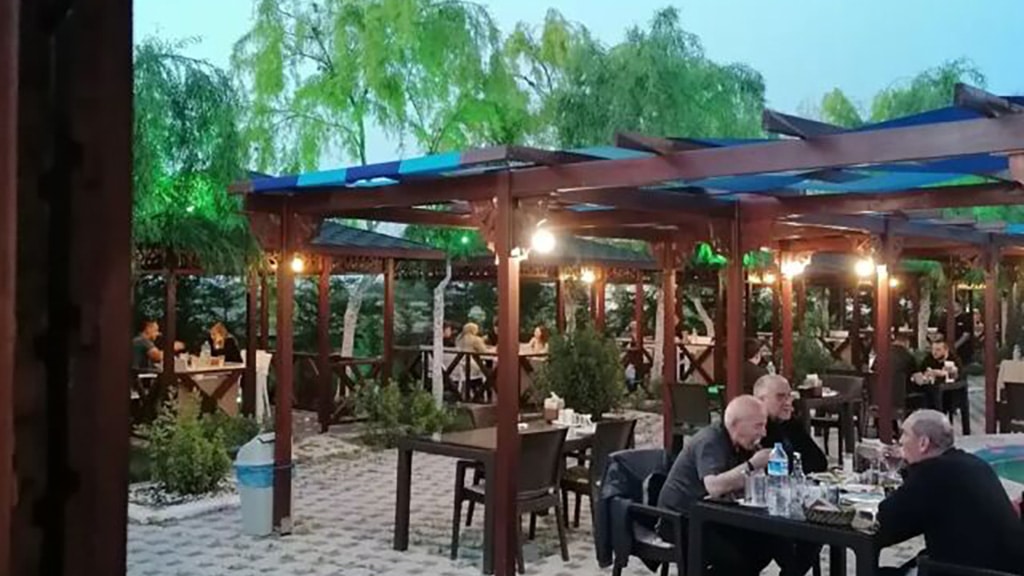 Göbel Gizli Bahçe - Balıkesir Yemek Yerleri - En İyi 100 Restoran