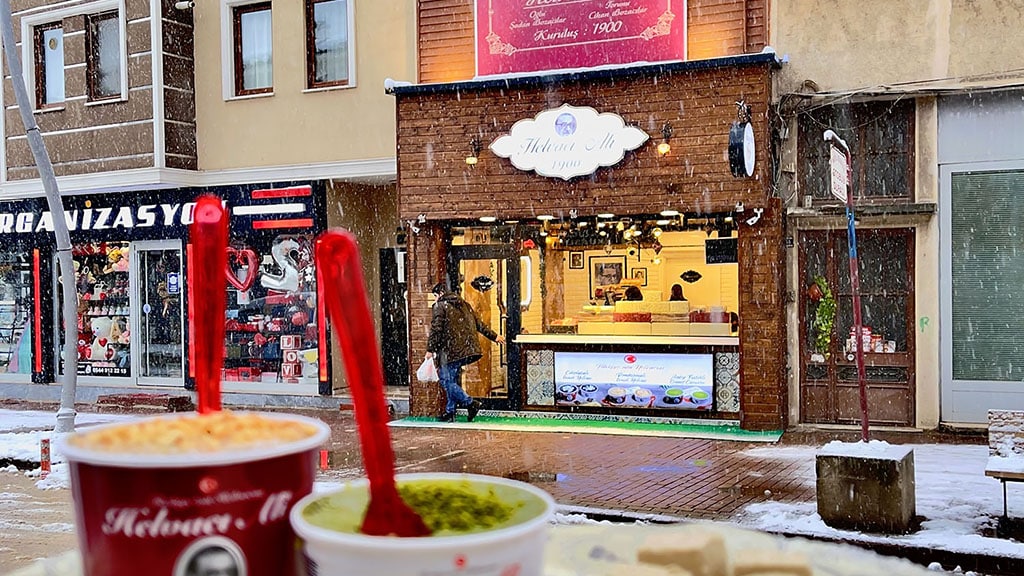 Helvacı Ali Balıkesir - Balıkesir Yemek Yerleri - En İyi 100 Restoran