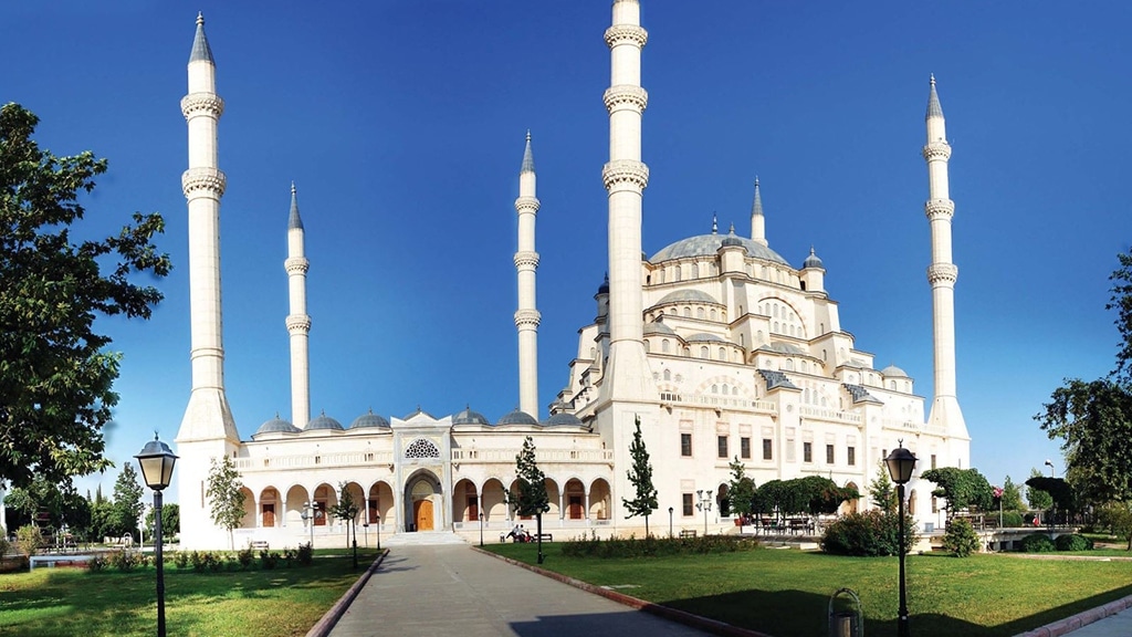 Sabancı Merkez Cami - Adana Gezilecek Yerler Listesi - En İyi 50 Yer