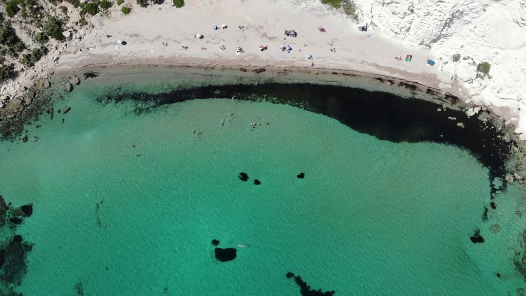 Kleopatra Koyu – Çeşme’de Gezilecek Yerler Listesi – En İyi 30 Yer