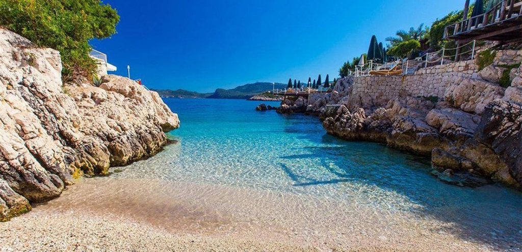 Büyük Çakıl Plajı - Kalkan’da Gezilecek Yerler Listesi – En İyi 20 Yer