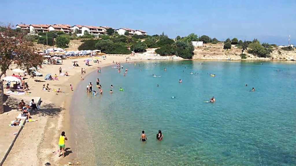 Kocakarı Plajı – Çeşme’de Gezilecek Yerler Listesi – En İyi 30 Yer