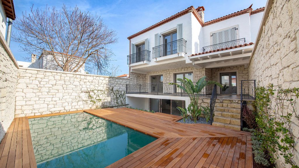 Alaçatı Taş Evleri – Çeşme’de Gezilecek Yerler Listesi – En İyi 30 Yer