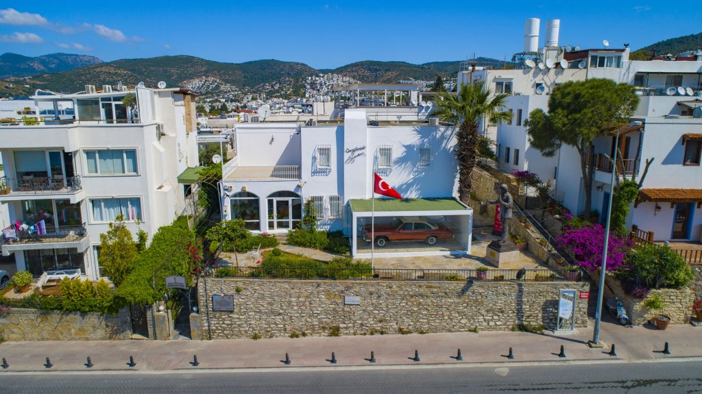 Zeki Müren Sanat Müzesi - Bodrum’da Gezilecek Yerler Listesi – En İyi 40 Yer