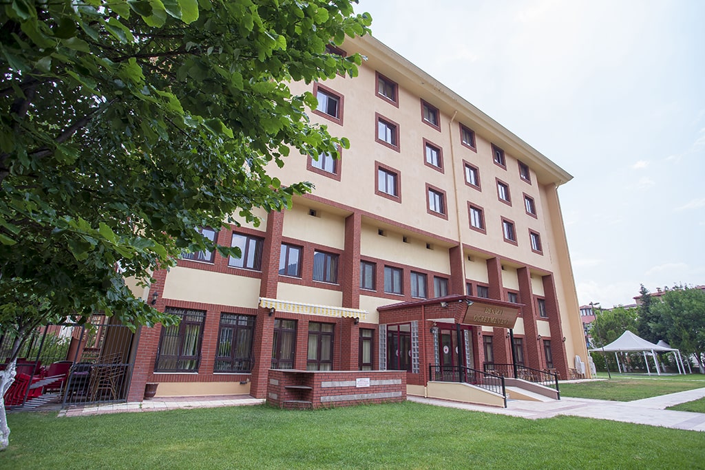 Denizli 80. Yıl Öğretmenevi - Denizli Otelleri – En İyi 30 Otel