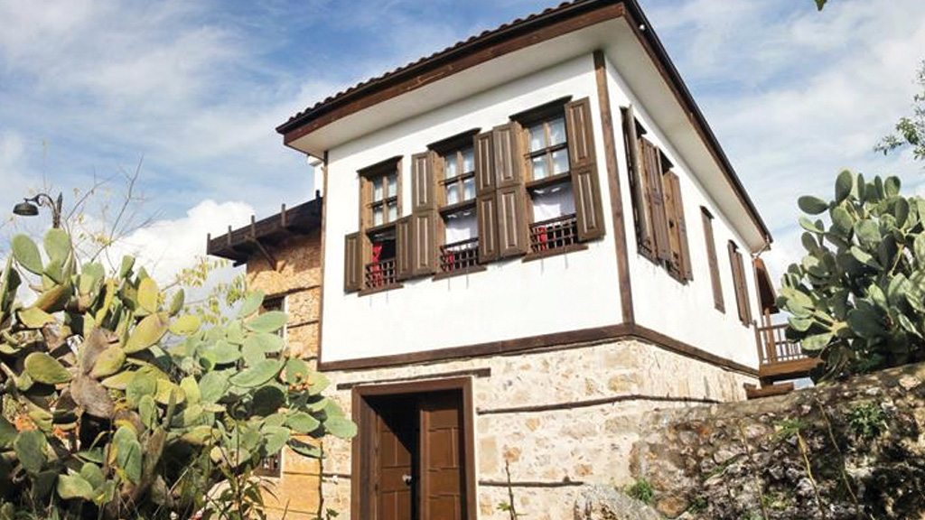 Ömürlü Kemal Atlı Kültür Evi - Alanya Gezilecek Yerler