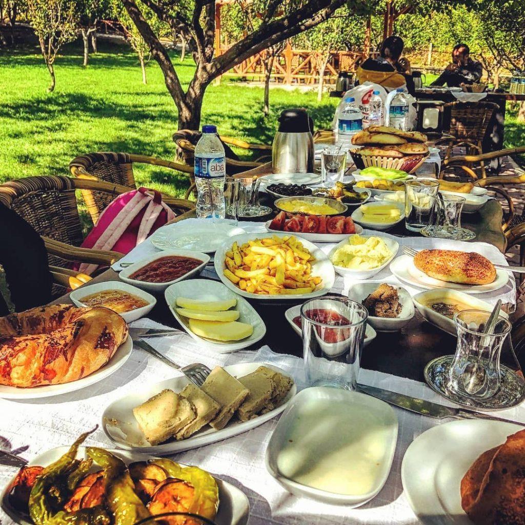 Avlu Konak Cafe Restaurant – Çankırı Yemek Yerleri – En İyi 20 Restoran