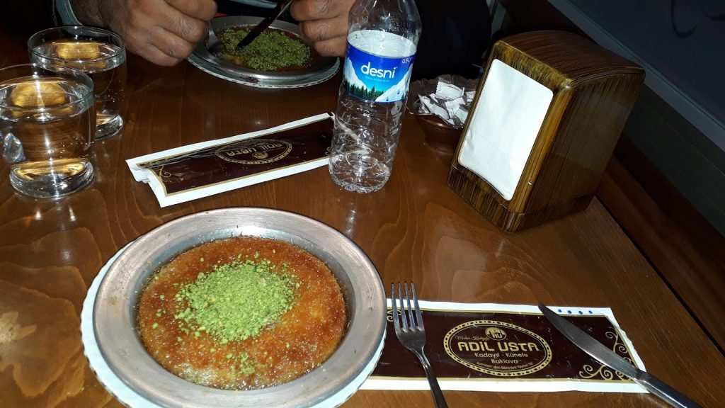 Tatlıcı Adil Usta Erzincan – Erzincan Yemek Yerleri – En İyi 14 Restoran
